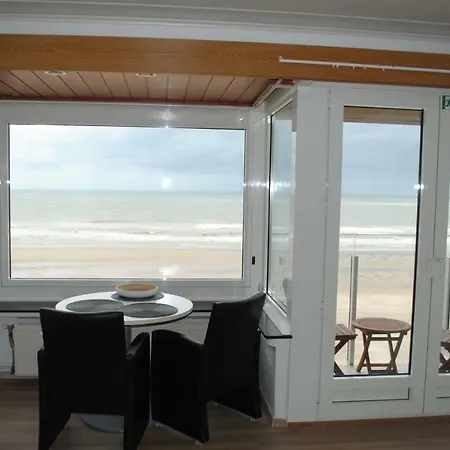 Apartment De Zee
